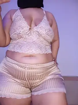 Sexy yassimna online show from 12, 6, 2026