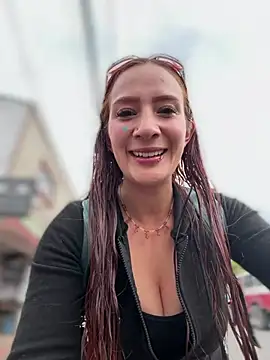 Samyra Biker12 online show from 3, 6, 2026