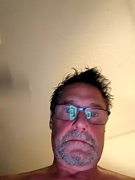 ResignedEsthetic online show from 1, 4, 2026