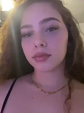 Snapshot of mariex83 chatting on 16, 4, 2026 mariex83 online show from 16, 4, 2026