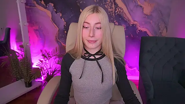 MelaniiePlay online show from 29, 5, 2026