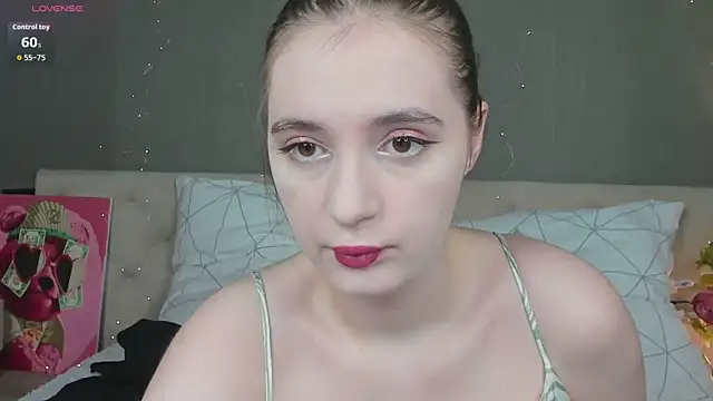 Amy-Desiree online show from 19, 7, 2026