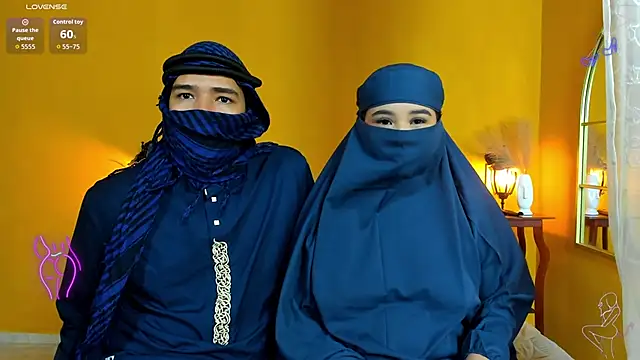 Snapshot of Dalila_and_Khaled chatting on 7, 4, 2026 Dalila and Khaled online show from 7, 4, 2026