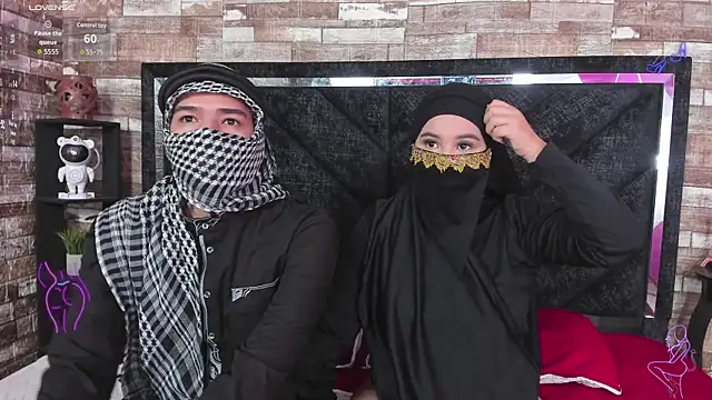 Snapshot of Dalila_and_Khaled chatting on 9, 4, 2026 Dalila and Khaled online show from 9, 4, 2026