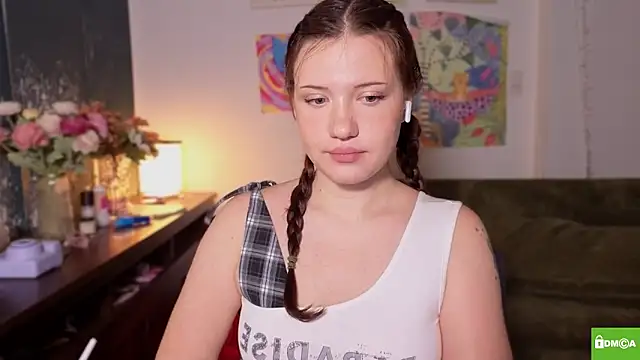 bikinibottom001 online show from 10, 4, 2026