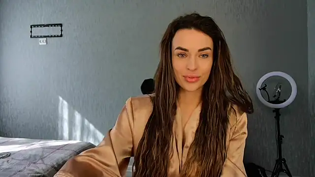 Kira  love1 online show from 13, 4, 2026