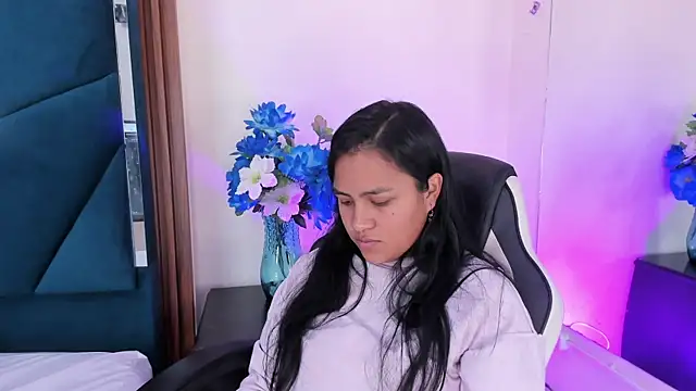 AprilMiiller online show from 28, 5, 2026