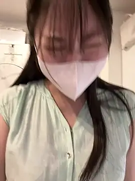 Snapshot of hiyori_hiyochan chatting on 4, 8, 2026 hiyori hiyochan online show from 4, 8, 2026