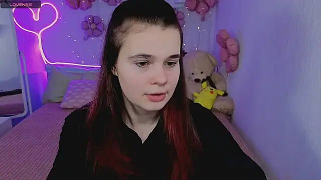 Snapshot of Kacey_Love chatting on 9, 4, 2026 Kacey Love online show from 9, 4, 2026