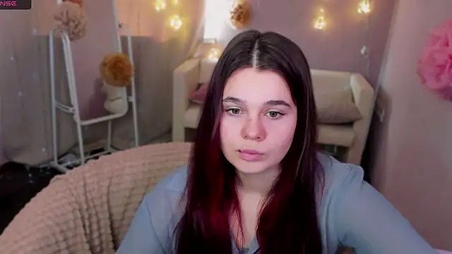 Snapshot of Kacey_Love chatting on 5, 5, 2026 Kacey Love online show from 5, 5, 2026