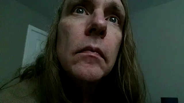 Magnus Luv online show from 27, 5, 2026