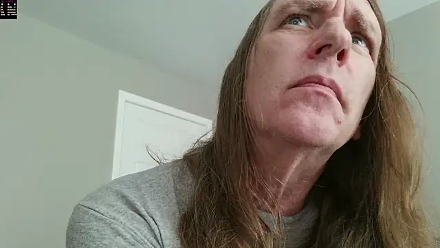 Magnus Luv online show from 3, 6, 2026