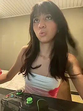 liliflaquita online show from 25, 5, 2026