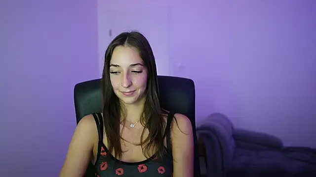 Crystalbrunette18 online show from 1, 6, 2026