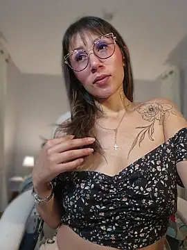 Snapshot of Mar_puentes chatting on 18, 7, 2026 Mar puentes online show from 18, 7, 2026
