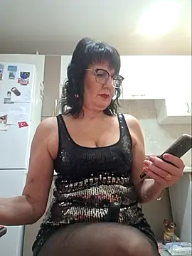 LaliaMia online show from 7, 11, 2025