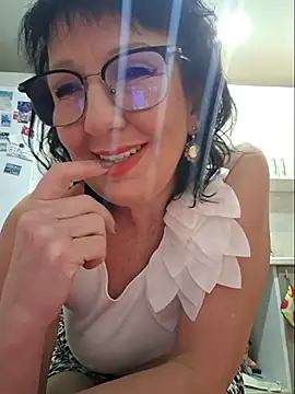 LaliaMia online show from 4, 12, 2025