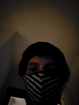 Snapshot of Wayuphornybttm chatting on 5, 4, 2026 Wayuphornybttm online show from 5, 4, 2026