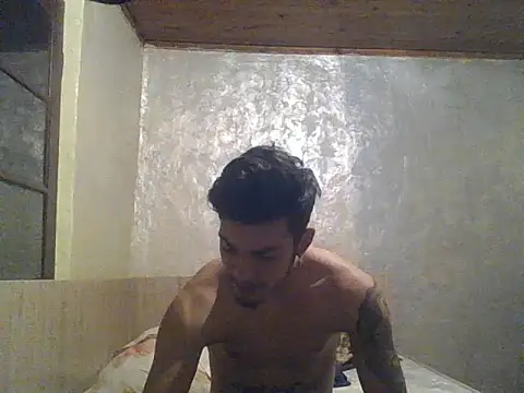 Snapshot of robertmrn112 chatting on 30, 5, 2026 robertmrn112 online show from 30, 5, 2026