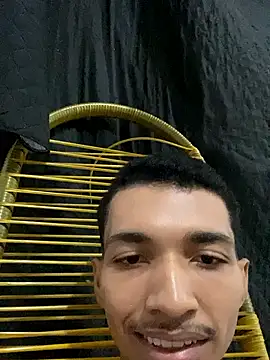 Snapshot of sanches_065 chatting on 7, 4, 2026 sanches 065 online show from 7, 4, 2026