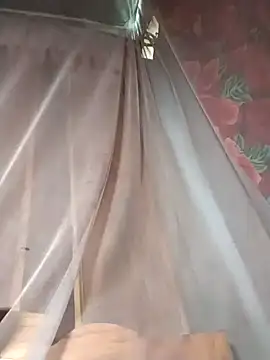 saya 006 online show from 15, 4, 2026