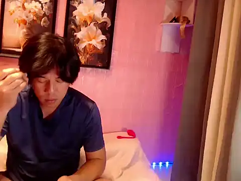 akiramoore online show from 14, 5, 2026