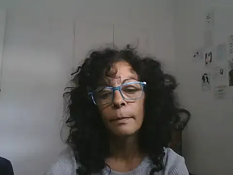 Snapshot of luly_mariposa chatting on 9, 4, 2026 luly mariposa online show from 9, 4, 2026