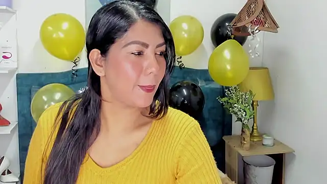 Snapshot of IsadoraVex chatting on 9, 6, 2026 IsadoraVex online show from 9, 6, 2026