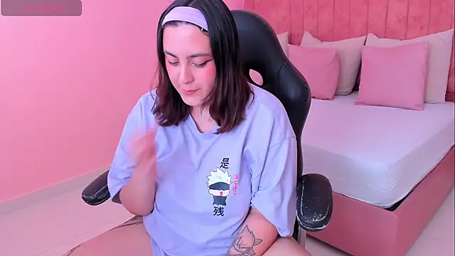 Snapshot of lilaa_sky chatting on 12, 5, 2026 lilaa sky online show from 12, 5, 2026