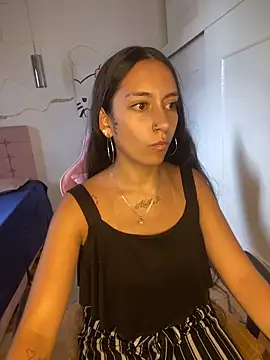 DulceLatinaxo online show from 1, 6, 2026