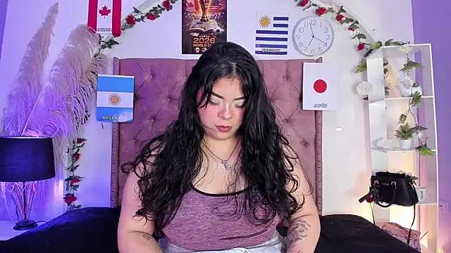 Snapshot of ROSELEI_ chatting on 18, 7, 2026 ROSELEI online show from 18, 7, 2026