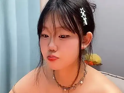 Lilababy00 online show from 9, 4, 2026