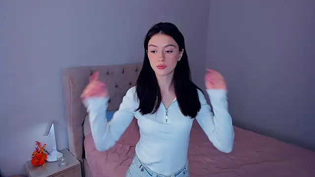 LibbieSchworm online show from 12, 4, 2026