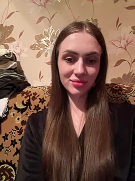 AlinaLove3213 online show from 11, 7, 2026