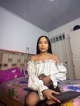 pocahontasbaby  online show from 27, 5, 2026