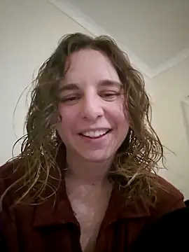 jade Montoe online show from 11, 5, 2026