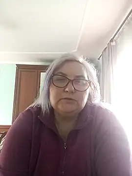 AureliaSky598 online show from 18, 4, 2026