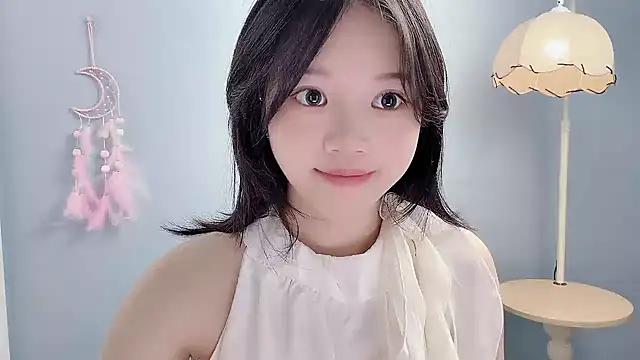 Xiaoqing00 online show from 13, 7, 2026