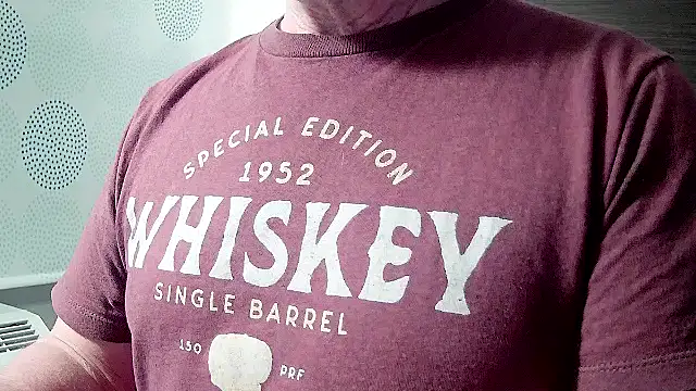 Snapshot of ilundercover chatting on 16, 4, 2026 ilundercover online show from 16, 4, 2026