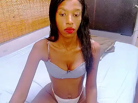 EbonyKitten20 online show from 14, 4, 2026