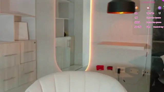 Adrianaa gold online show from 3, 6, 2026