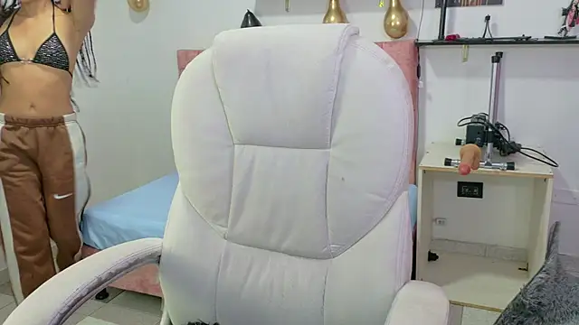 VelinaHoney online show from 17, 7, 2026