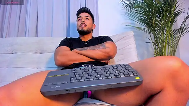 alangreek1 online show from 20, 7, 2026