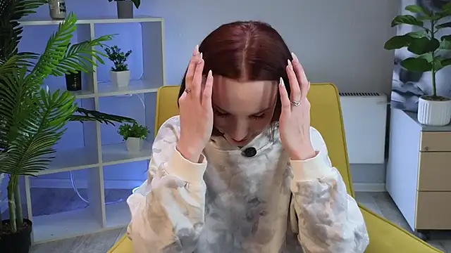 Snapshot of AdrieneChapp chatting on 9, 4, 2026 AdrieneChapp online show from 9, 4, 2026