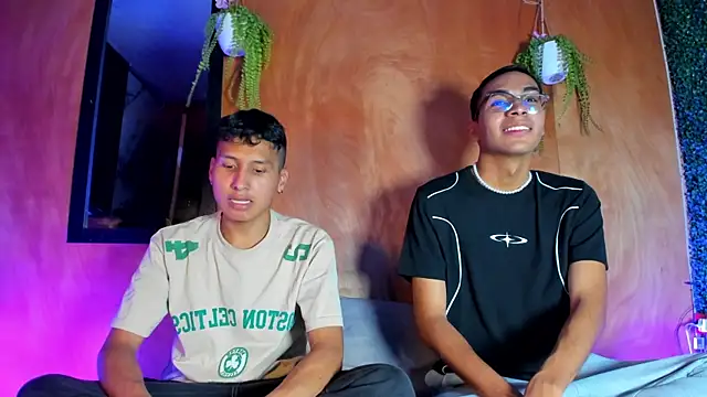 rafael velvet online show from 9, 4, 2026