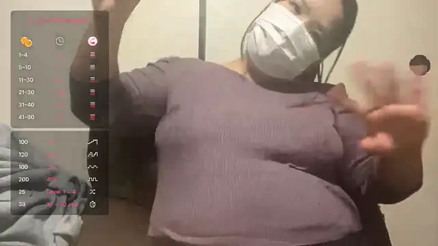 runa-chan- online show from 14, 4, 2026