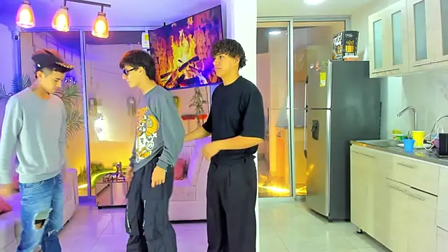 Nicoboys  online show from 16, 5, 2026
