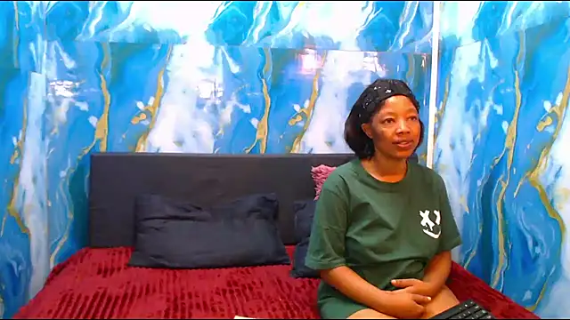 Snapshot of caramelchoco69 chatting on 9, 6, 2026 caramelchoco69 online show from 9, 6, 2026