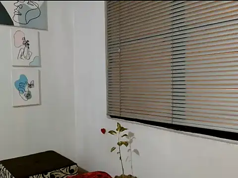 alisonnturbay online show from 17, 4, 2026