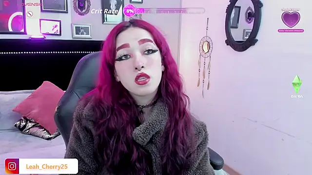 Snapshot of Leah_cherry chatting on 22, 6, 2026 Leah cherry online show from 22, 6, 2026